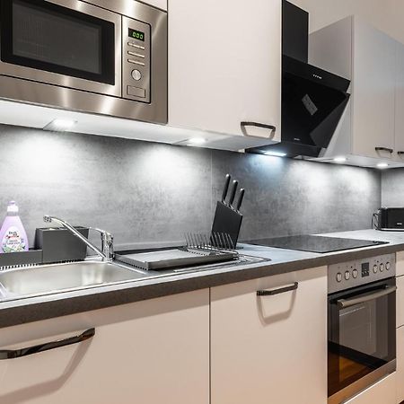 Trendy Apt With - Smart Tv, Coffee Machine In Meidling Vienna Esterno foto