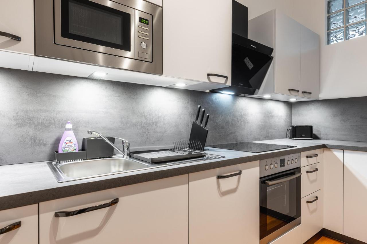 Trendy Apt With - Smart Tv, Coffee Machine In Meidling Vienna Esterno foto